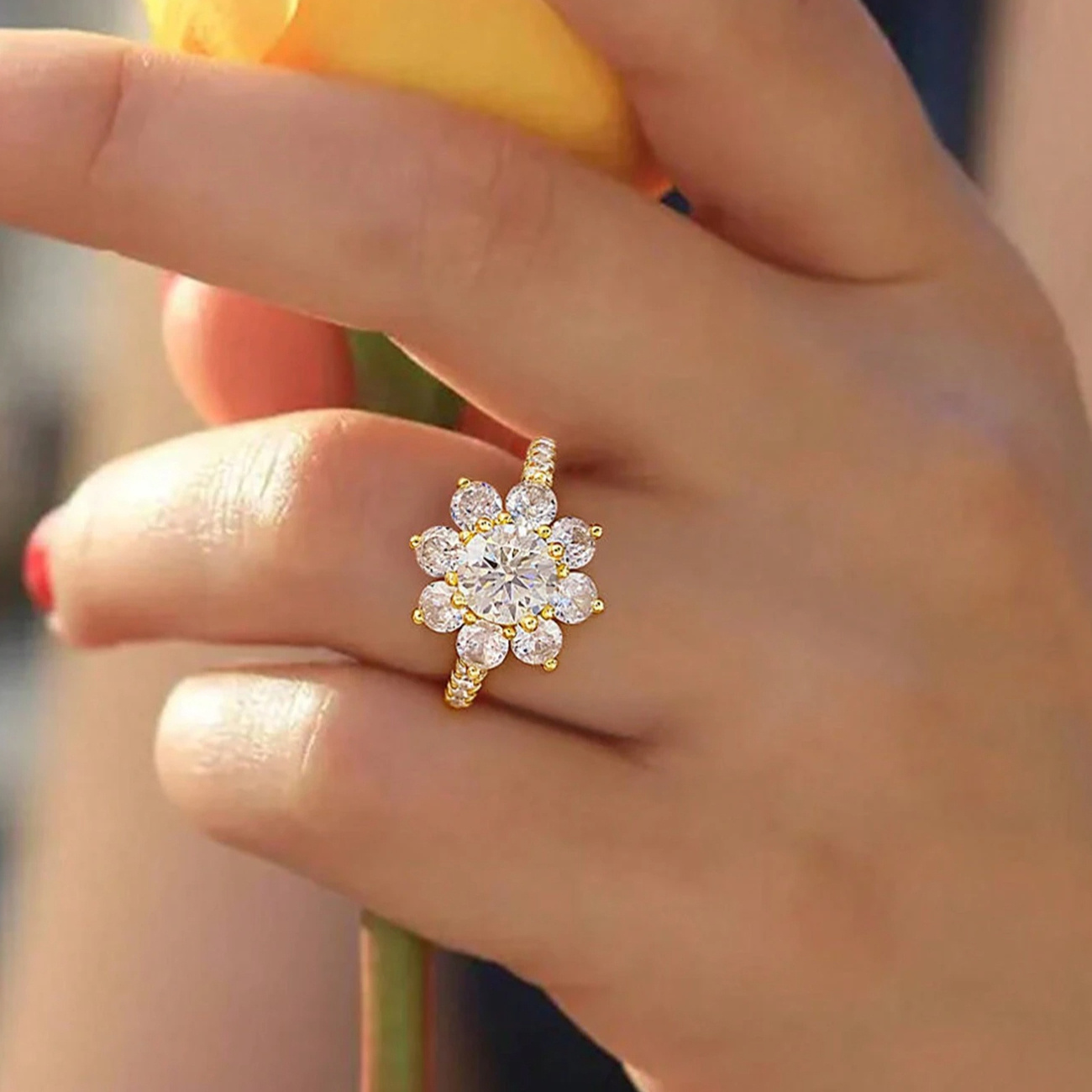 1 Carat Synthetic Moissanite Sunflower Ring in 925 Silver